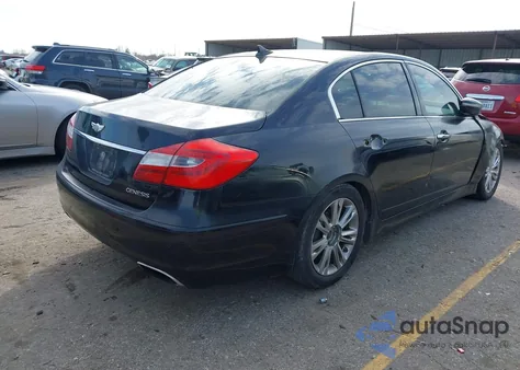 2012 Hyundai Genesis 3.8 z USA, uszkodzony, nr VIN KMHGC4DD7CU204491